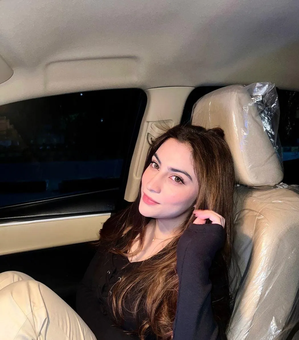 Meera - Goa escort